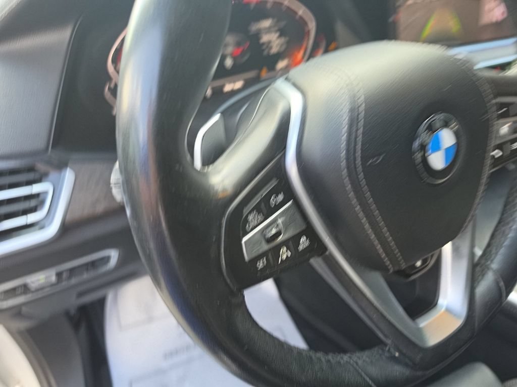 Used 2020 White BMW xDrive40i image 20