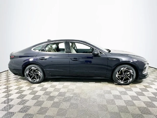 New 2026 Blue Hyundai SEL Sport image 2
