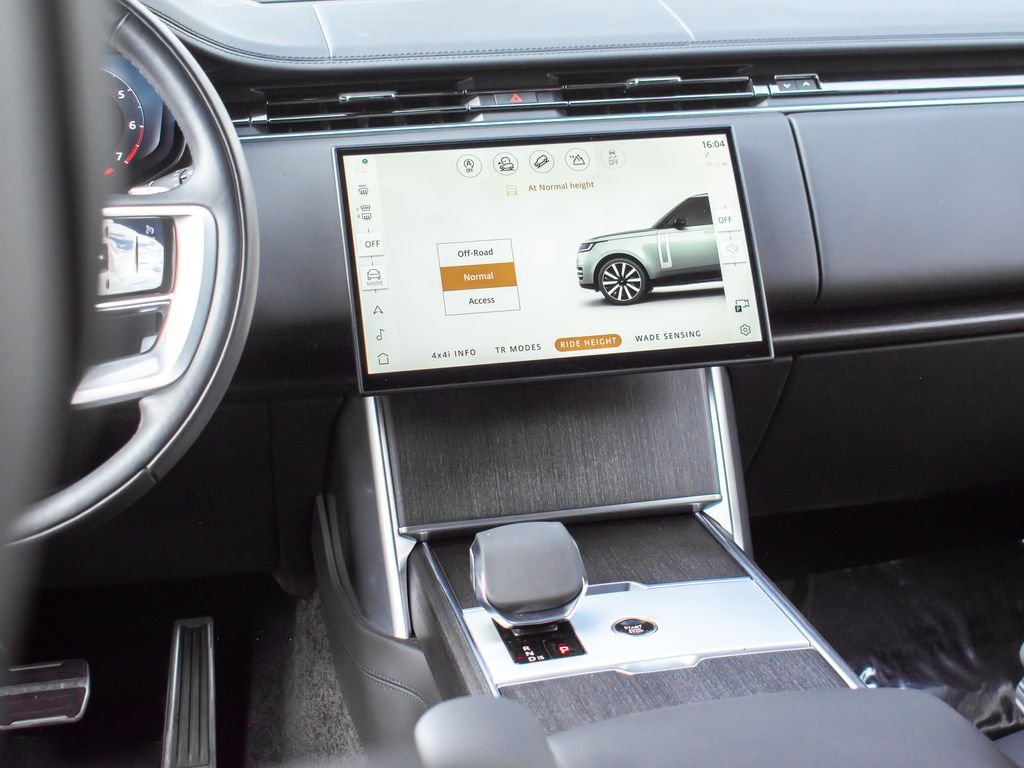 Certified Used 2025 Black Land Rover SE image 21