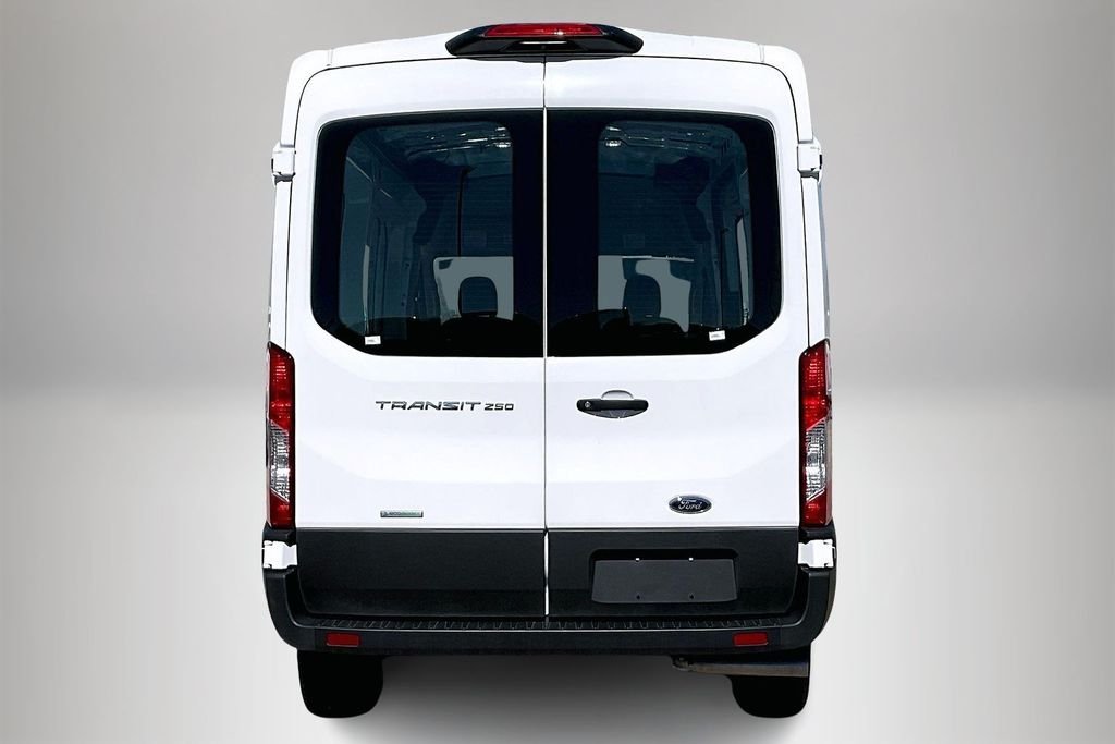 New 2023 White Ford Base image 3