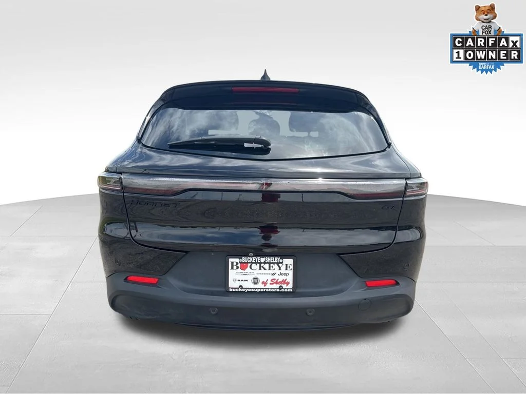 Used 2024  Dodge GT image 4