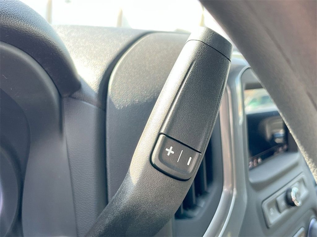 2025 Chevrolet Silverado 1500 Custom - Photo 16