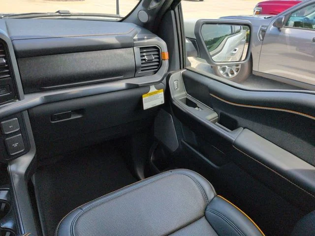 New 2026 White Ford Tremor image 17