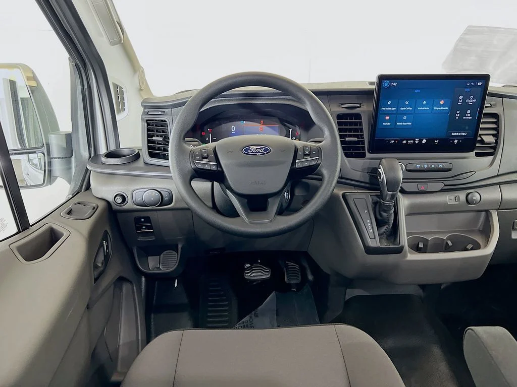 New 2026 Oxford White Ford Base image 24