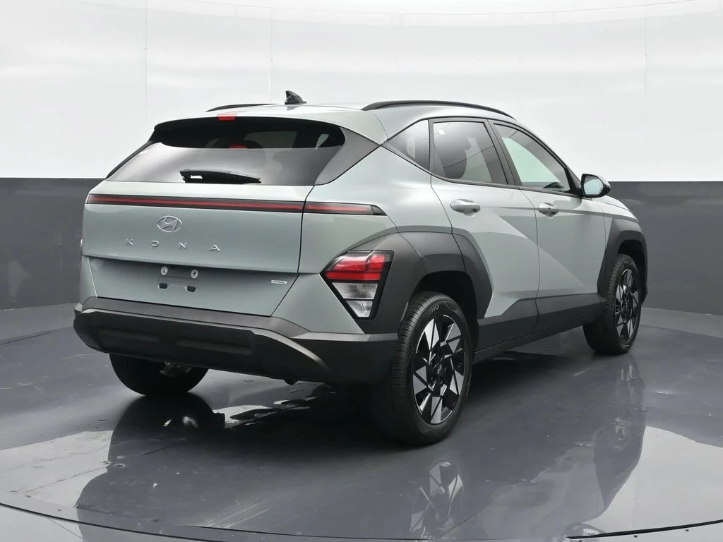 Certified Used 2024 Green Hyundai SEL image 14