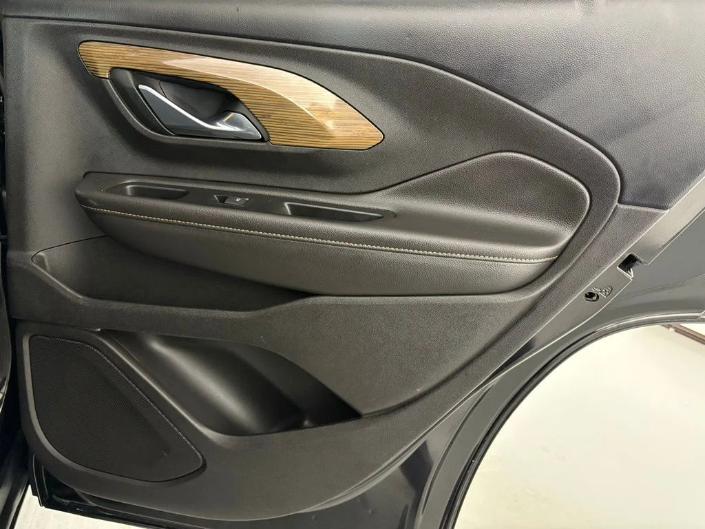 Used 2019 Black GMC SLE image 37