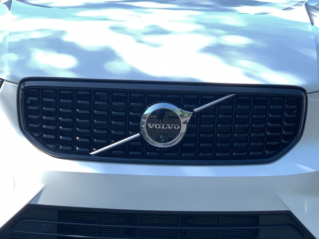 2024 Volvo XC40 Ultimate - Photo 43