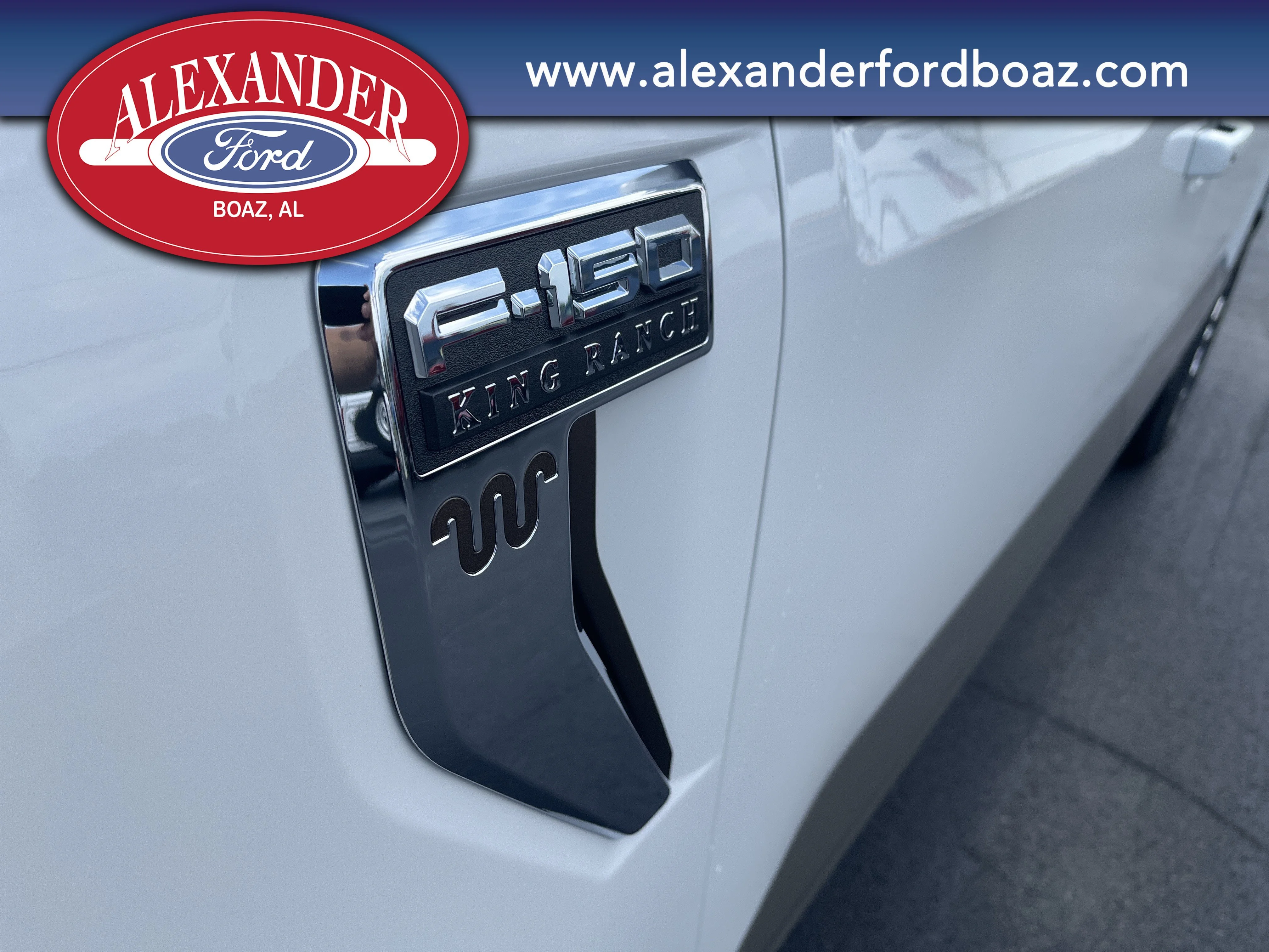 New 2026 Star White Metallic Tri-Coat Ford King Ranch® image 7