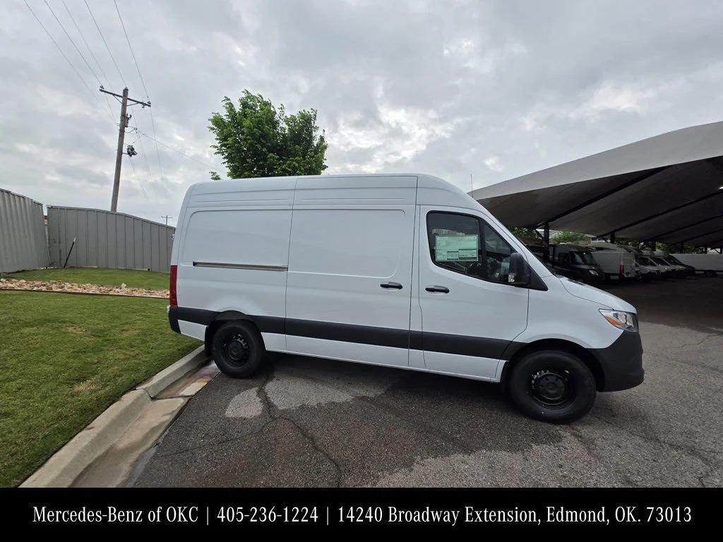 New 2026 Arctic White Mercedes-Benz Cargo 144 WB image 15