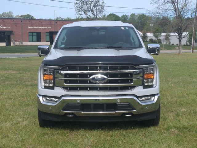 Used 2022 White Ford Lariat image 16