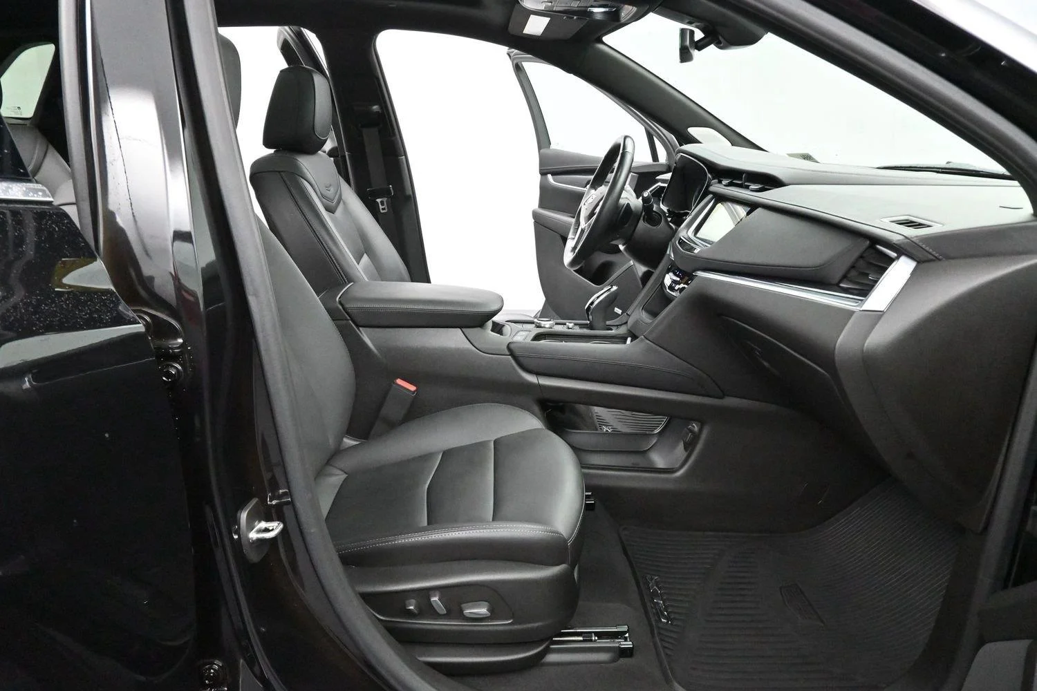 Used 2024 Stellar Black Metallic Cadillac Premium Luxury image 35