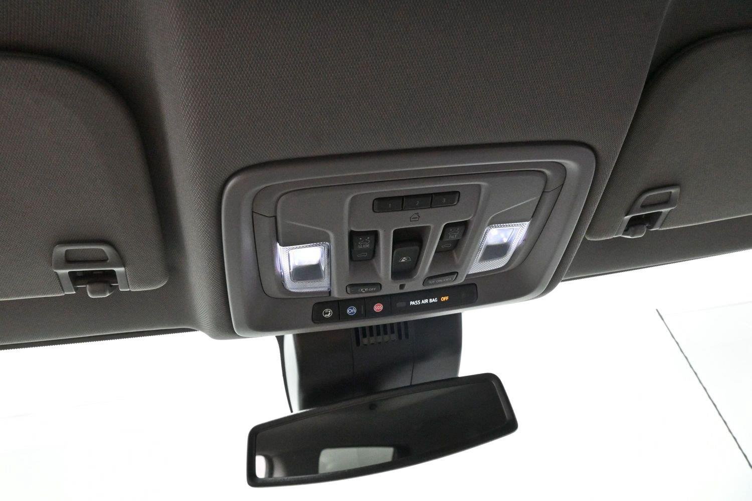 Used 2026 Summit White Chevrolet LTZ image 27