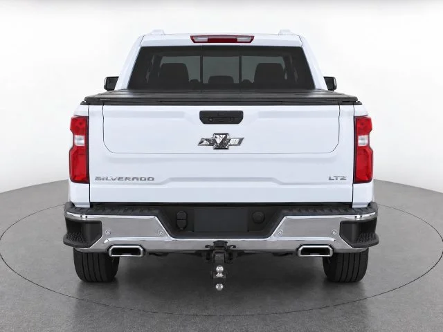 Used 2021 SUMMIT WHITE Chevrolet LTZ image 6