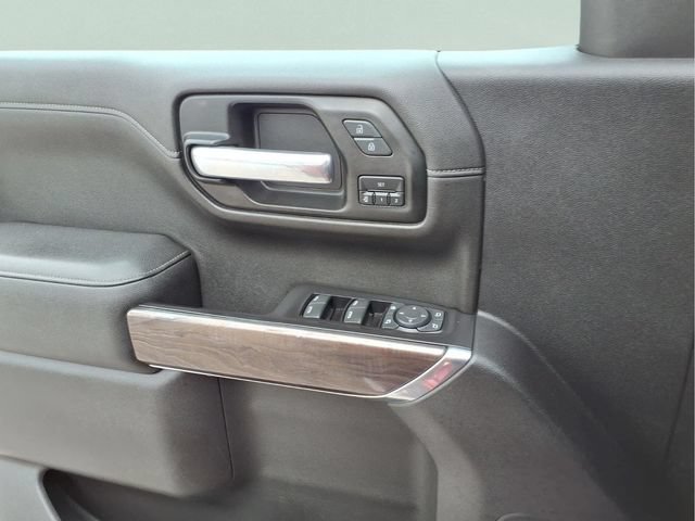 Used 2019 CAJUN RED TINTCOAT Chevrolet LTZ image 15