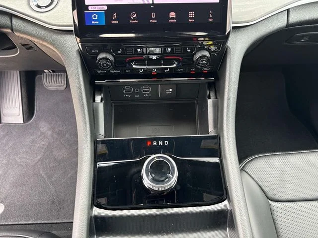 New 2025 Black Jeep Limited image 17