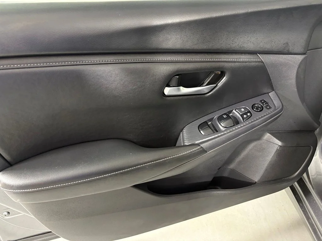 Used 2024 Gray Nissan SV image 13
