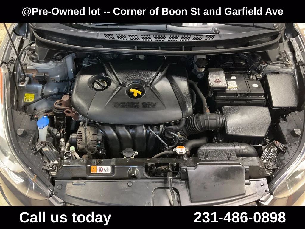 Used 2013 Gray Hyundai GLS image 3