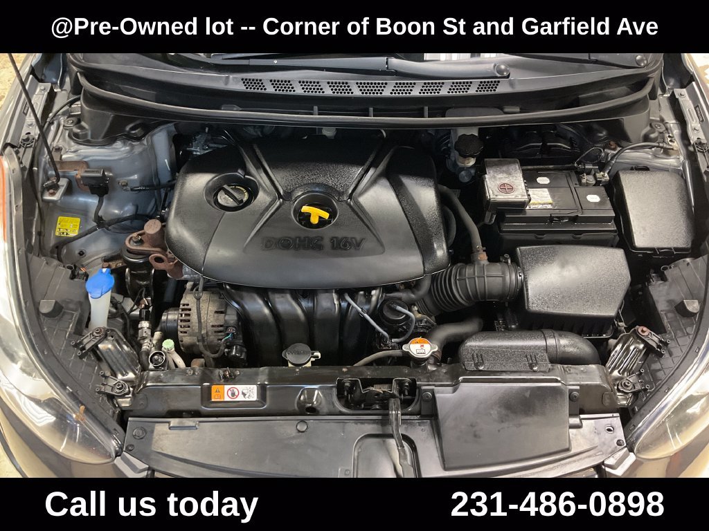 Used 2013 Gray Hyundai GLS image 3