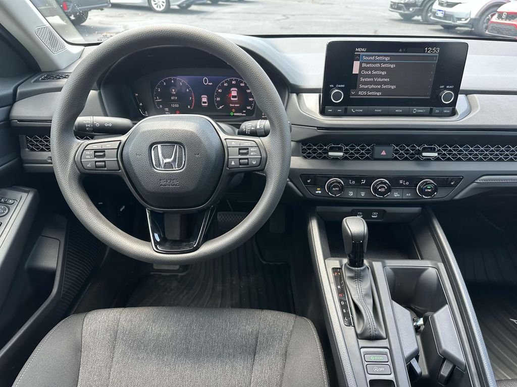 2025 Honda Accord SE - Photo 10