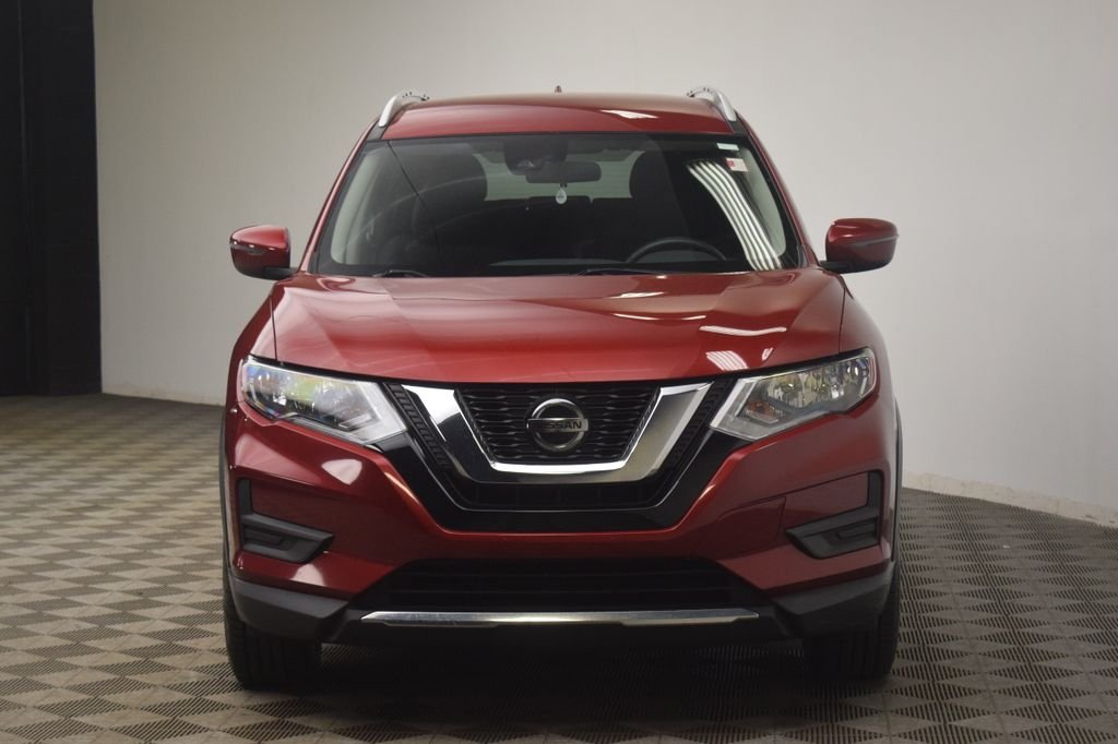 Used 2020 Red Nissan SV image 15