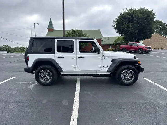 New 2026 Bright White Clear-Coat Exterior Paint Jeep Sport S image 8