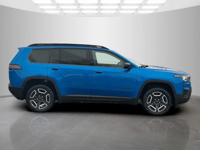 New 2026 Hydro Blue Pearl-Coat Exterior Paint Jeep Laredo image 8