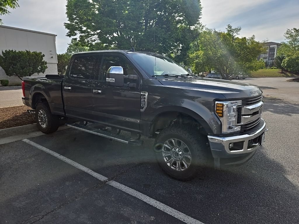 2019 Ford F-250 XLT 4x4 Crew Cab 8' Box's photo