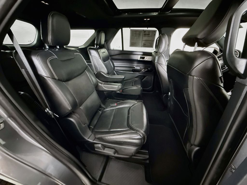 Used 2024 Carbonized Gray Metallic Ford ST image 30