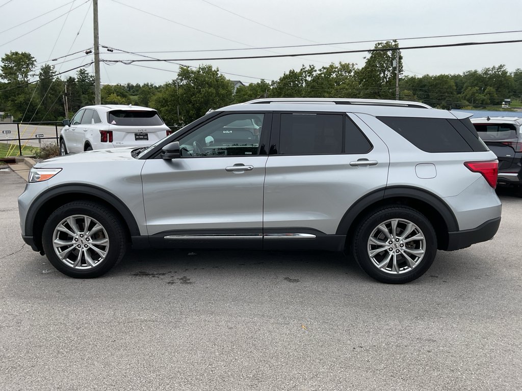 Used 2020 Iconic Silver Metallic Ford Limited image 6