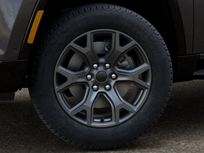 New 2026 Baltic-Gray Metallic Clear-Coat Exterior Paint Jeep Limited Altitude image 4