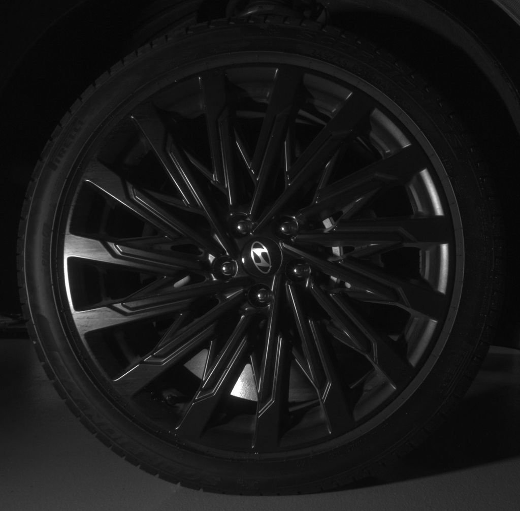 Certified Used 2025 Green Hyundai Calligraphy image 9