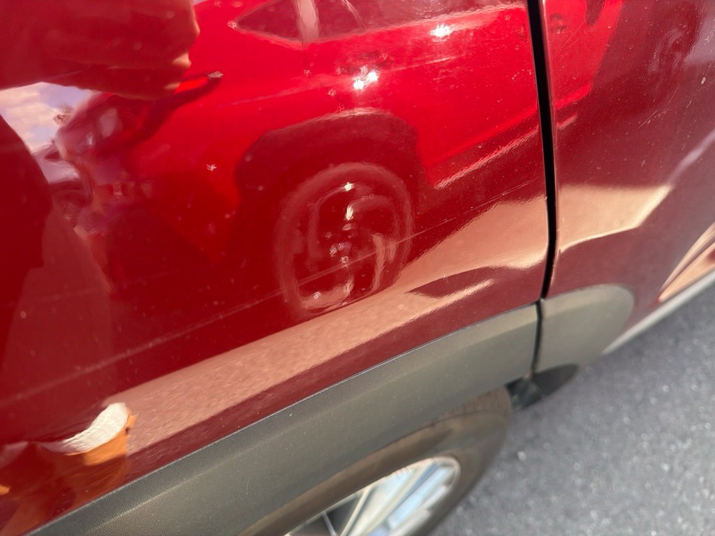 Used 2019 Red Hyundai Ultimate image 6