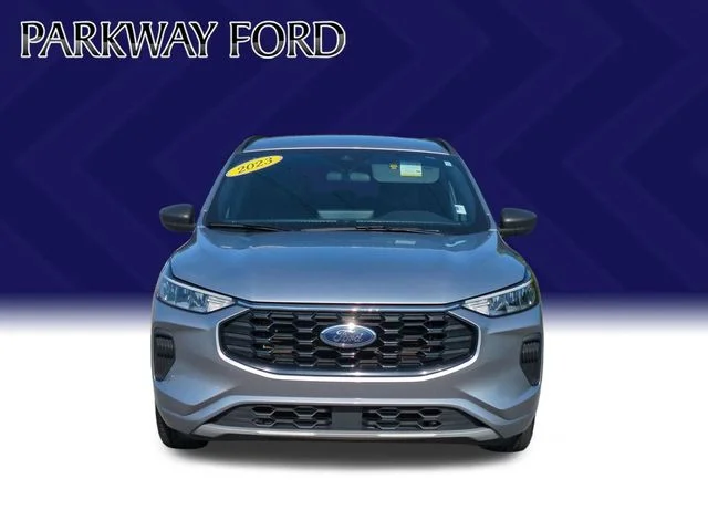 Used 2023 Silver Ford ST-Line image 8