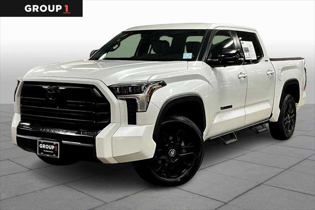 Certified Used 2026 WIND CHILL PEARL Toyota  image 1