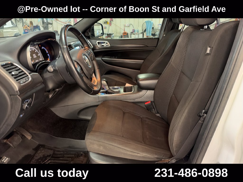 Used 2018 White Jeep Laredo E image 14