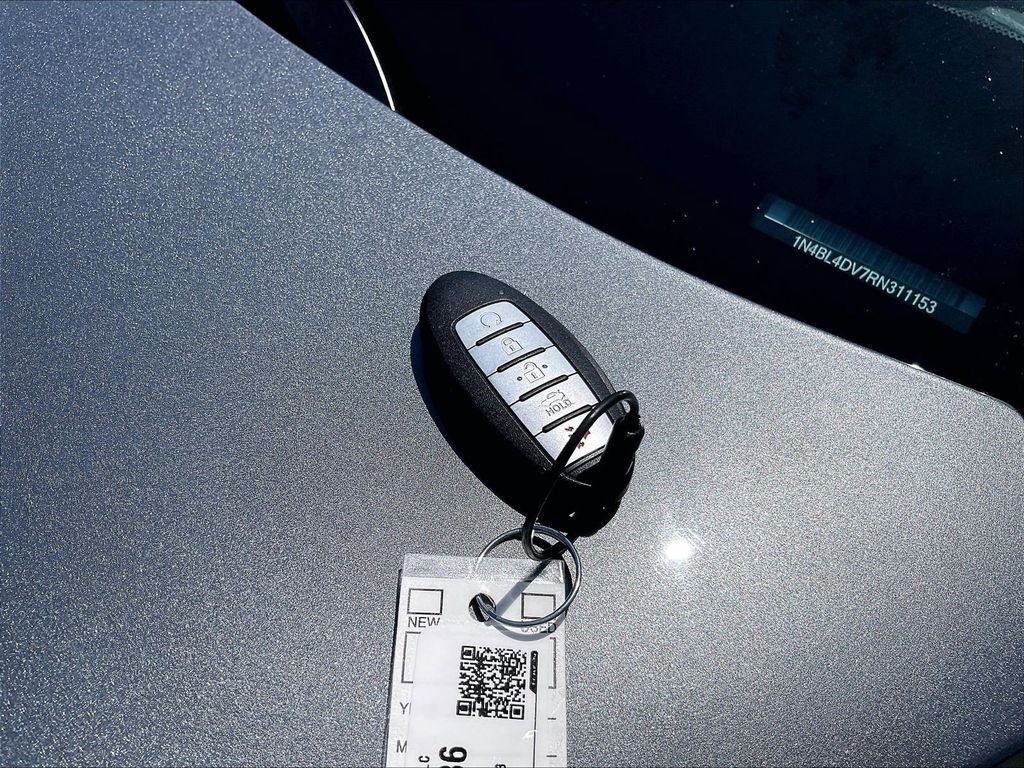 Used 2024 Gray Nissan 2.5 SV image 30