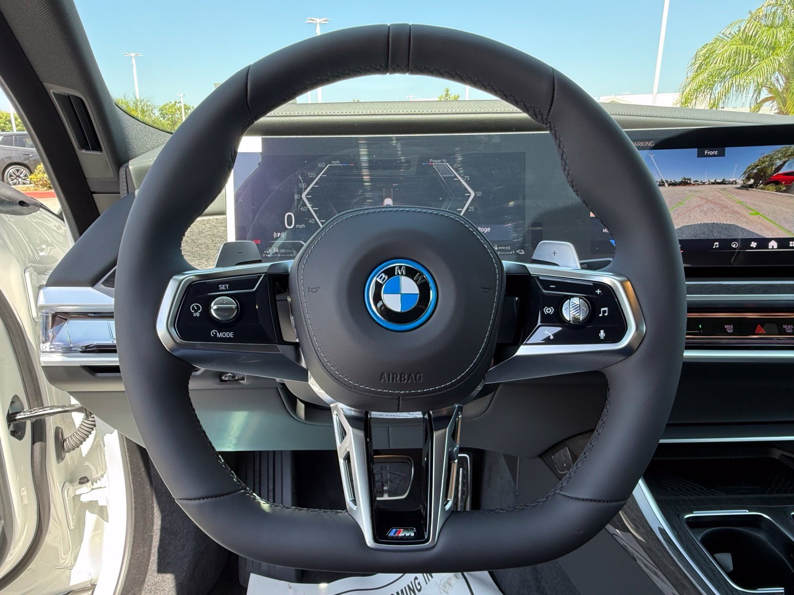 2026 BMW 7 Series 750e - Photo 24