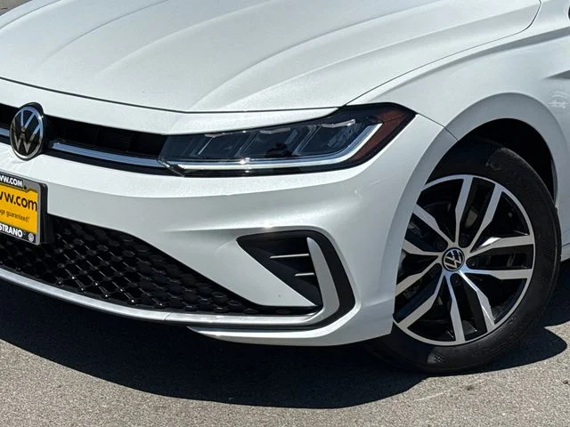 New 2026 Opal White Pearl Volkswagen 1.5T SE image 8