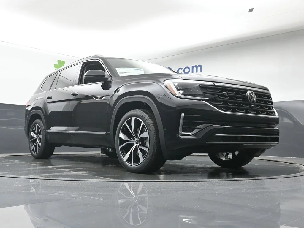 New 2026 Deep Black Pearl Volkswagen 2.0T SEL Premium R-Line image 24
