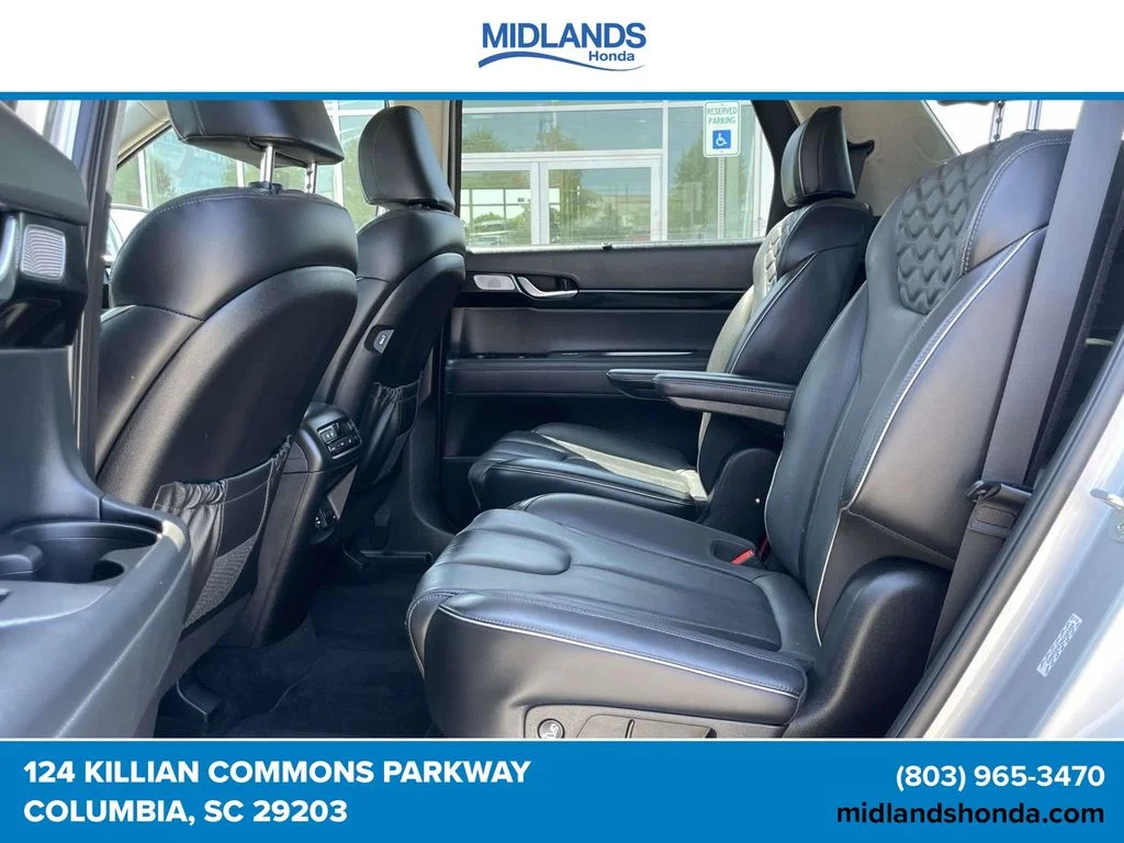 Used 2022 Silver Hyundai Limited image 10