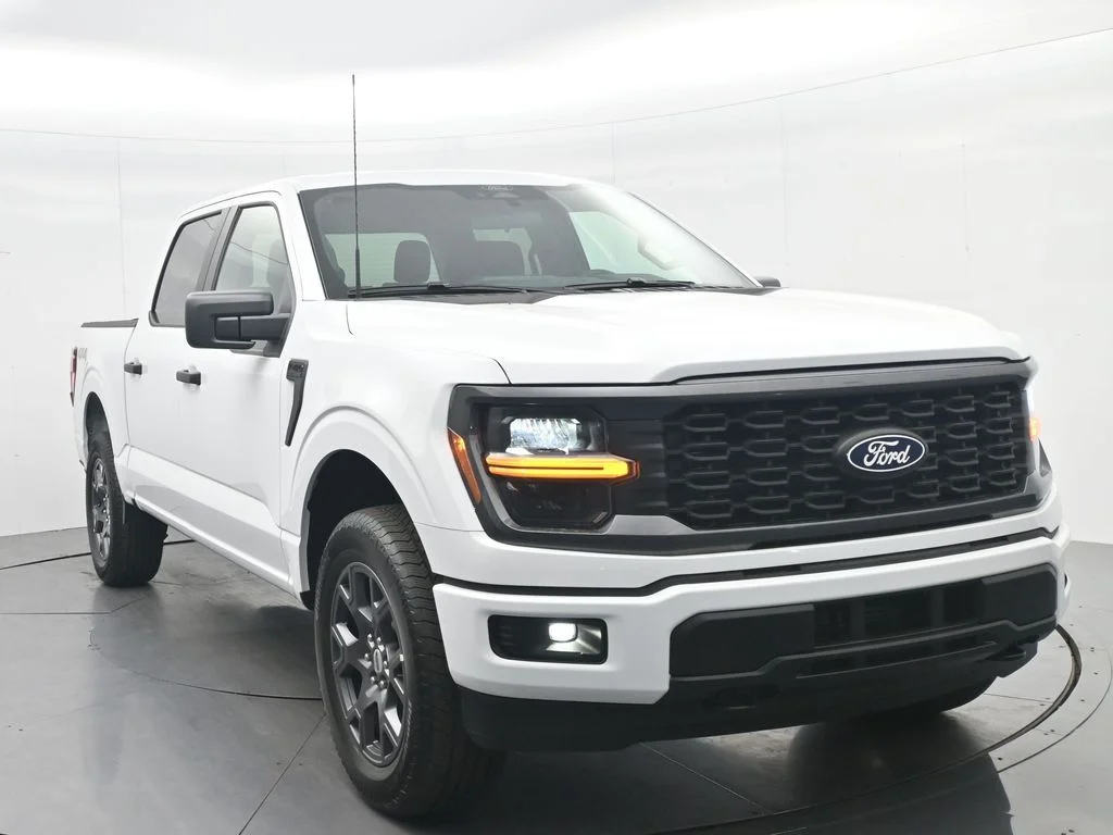 New 2026 Oxford White Ford STX® image 4