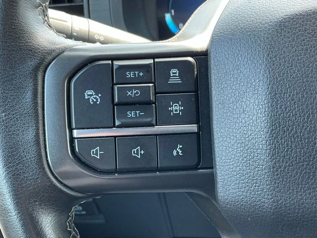 Used 2024 Blue Ford XLT image 37