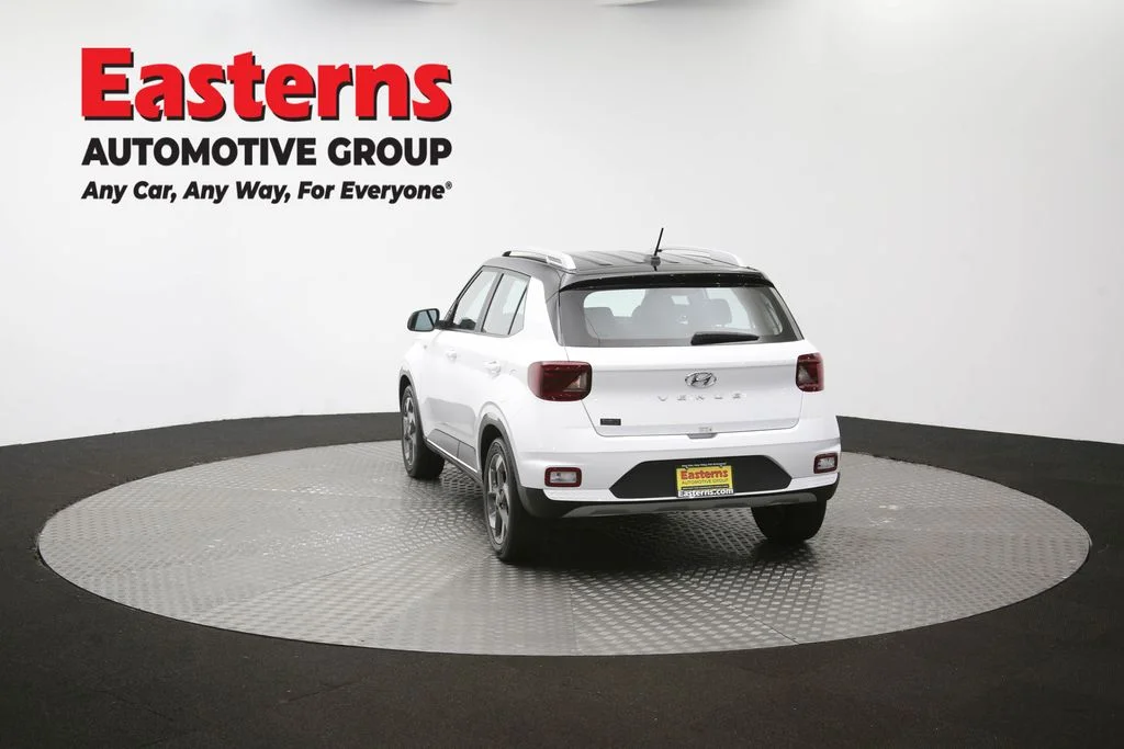 Used 2025 White Hyundai Limited image 65