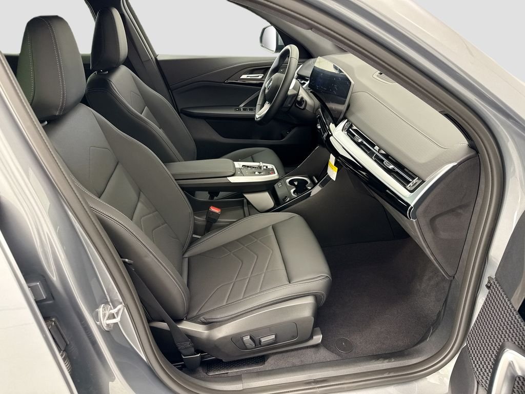 Used 2026 Gray Metallic BMW xDrive28i image 19
