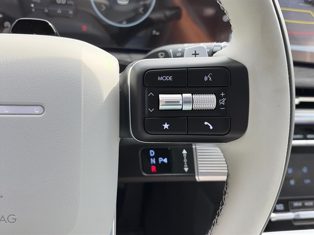 New 2026 Serenity White Pearl Hyundai Calligraphy image 9