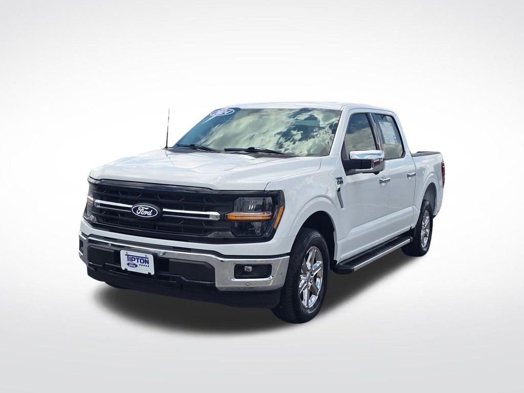 Used 2024 White Ford XLT image 1