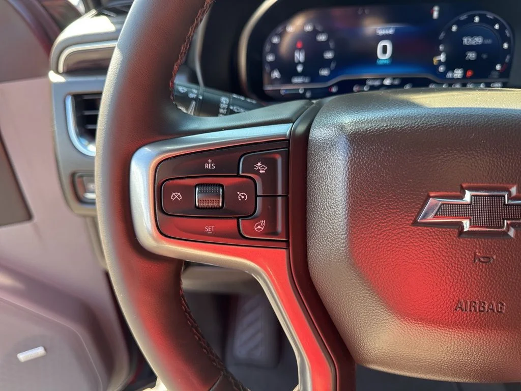 Used 2023 Red Chevrolet Z71 image 62