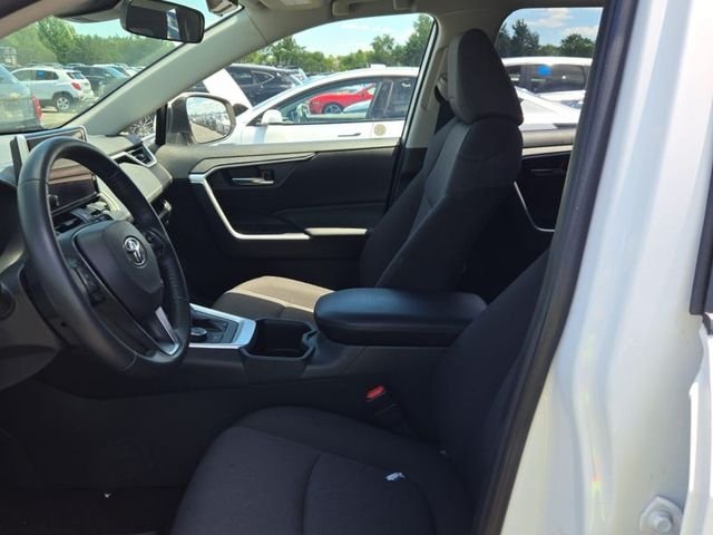 Used 2023 Ice Cap Toyota XLE image 10