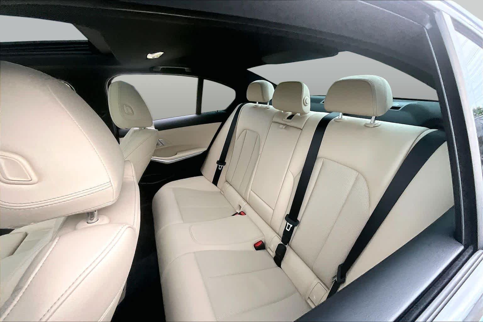 Used 2023 Phytonic Blue Metallic BMW 330i image 19