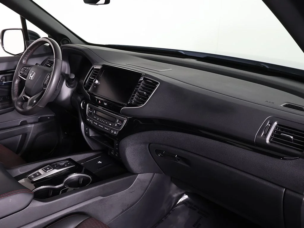 2025 Honda Ridgeline Black Edition - Photo 29